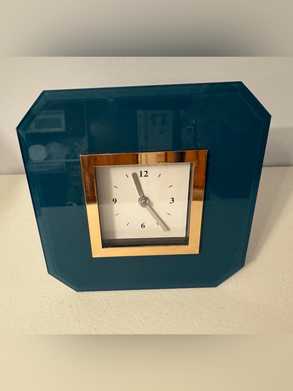 Square Clock - Picture 3 of 8